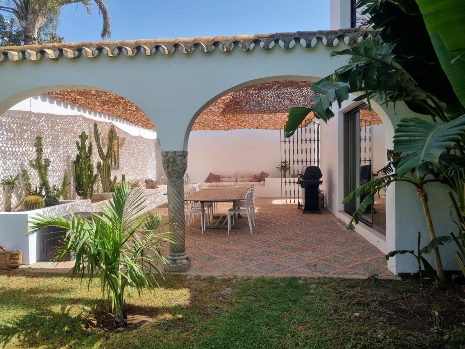 Bed & Breakfast In Villa Eden Palm Benalmádena Exterior foto